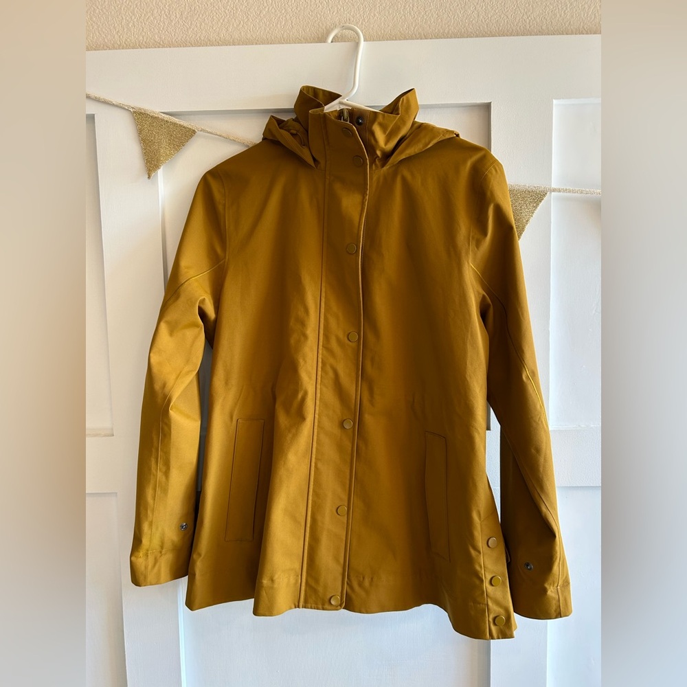 Athleta rain/wind jacket size S